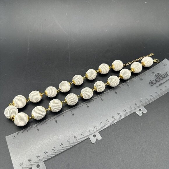 Vtg Cord Wrapped White Bead Ball Necklace Lightweight Gold Tone Caps Summer 21" - Picture 7 of 11